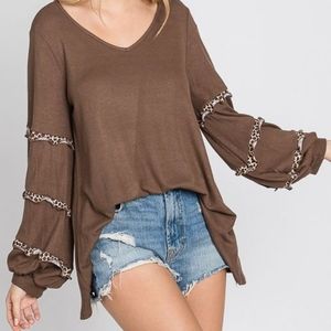 Ruffle Tier Bubble Sleeve Top